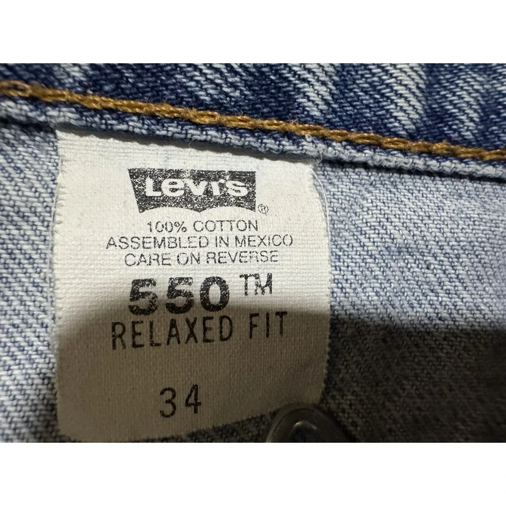 Levi's 550 Relaxed Fit Denim Shorts Mens 34 Light Wash Good Distressed Vintage